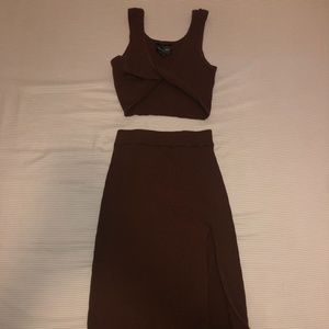 Top and skirt 2 piece